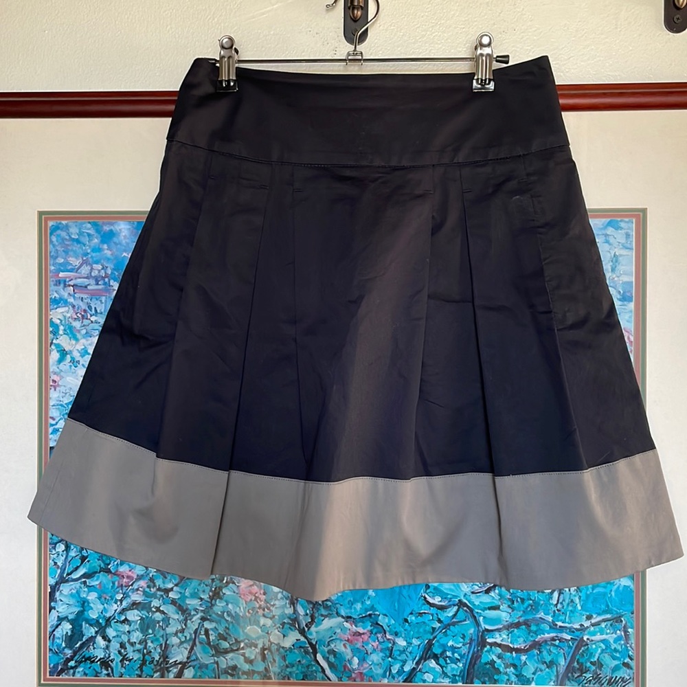 Vince Navy Gray Cotton Pleated Skirt SZ 2